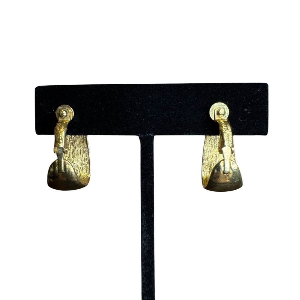 GIVENCHY Gold Vintage Droop Clip Earrings - Picture 2 of 4